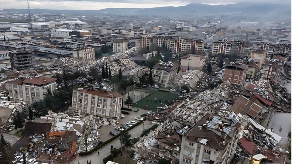 Deprem Bölgesinde Rant Odaklı Afet Yönetimi Acı ve Zulmü Daha Da Büyütüyor